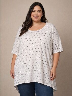 NWT! LuLaRoe Irma Tunic Top Cream Scoop Neck Tunic with Navy Dot Motif Size 2XL